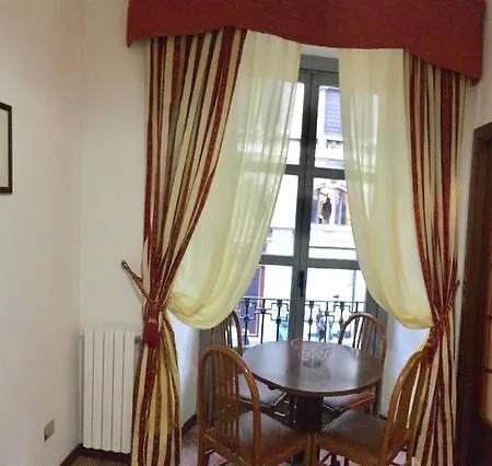 Flat In Piazza Duomo 아파트 밀라노