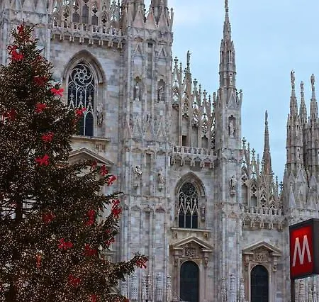 Flat In Piazza Duomo 아파트 밀라노